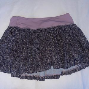Lulu lemon skirt size 4